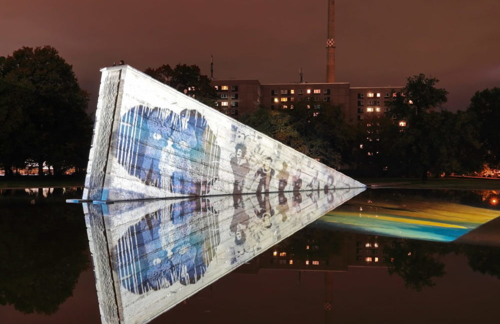 Mauerbrunnen im Invalidenpark im Rahmen des Festival of Lights 2019. 

Foto: Pedro Becerra - STAGEVIEW.de